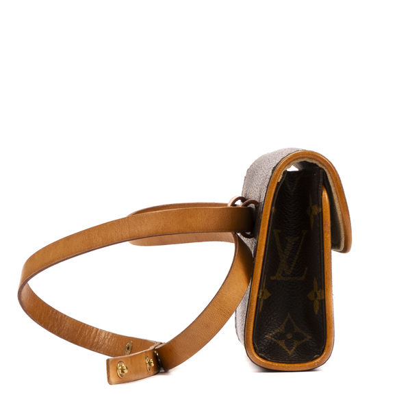 Louis Vuitton Florentine - Picture 5 of 10